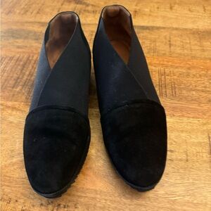 NWOT L’Amour Des Pieds Wedge